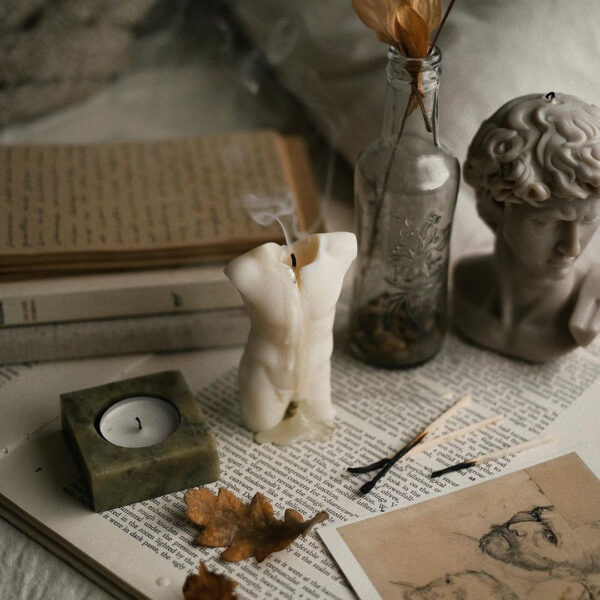 Artistic Body Candle for Bedroom Décor - Image 3