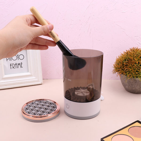 Electric Makeup Brush Cleaner - Image 8
