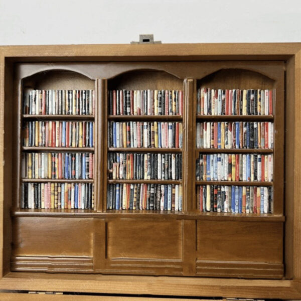 Anti-Anxiety Bookshelf Ornament